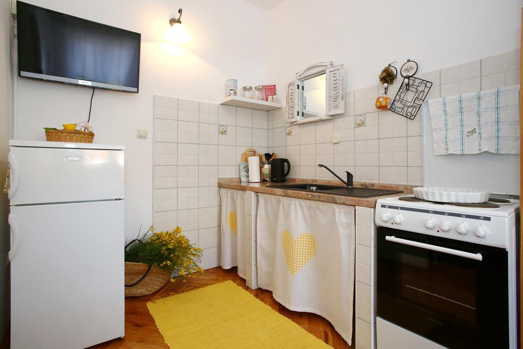 Rooms & Apartments Soline Nuove Biograd Na Moru Exterior foto